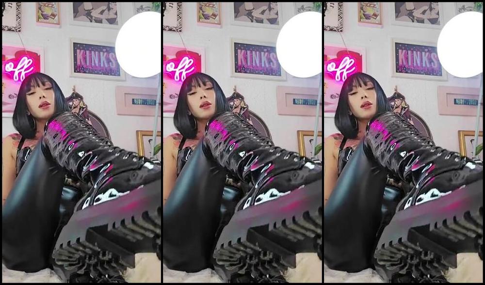 Queen Kinkerbell Nicknamed Kinkerbell23 Onlyfans Good Morning Isnt This The Best Way To Start The Day Full Leatherpvc Outfit And Two Z