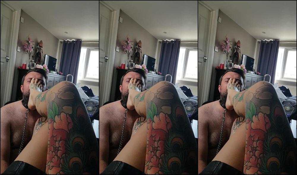 Adreena Angela Oot Slapping My Subs Face Whilst Listening To Weird Uk Garage Mixes Laughing Messing Up