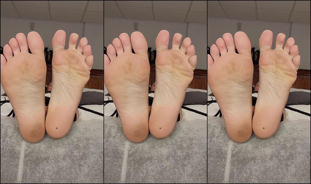 u184265127-29-03-2022-2407654798-flipflop-tickle