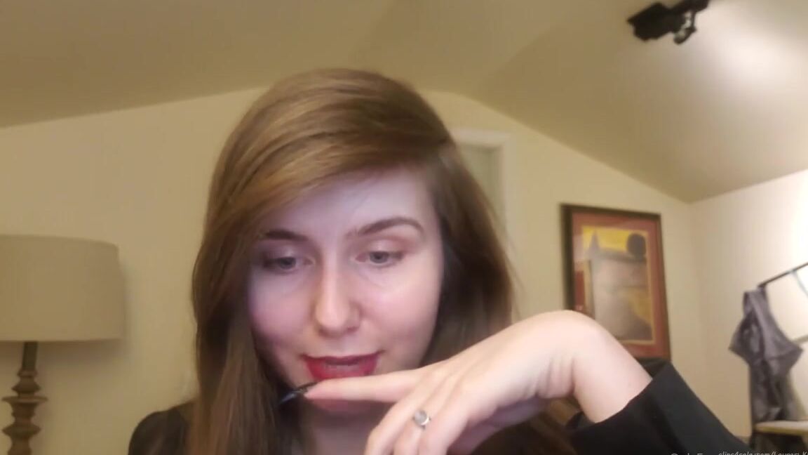 Lalalaura Nicknamed Lauras Kingdom 04 26 2020 Onlyfans Video Morgan Forced To Use My Claws