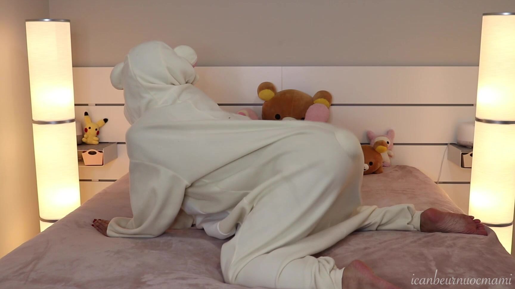 Icanbeurnuocmami Good Morning Had To Bring Back The Onesie Because It Is Just Too Cute I Had A Super Fun