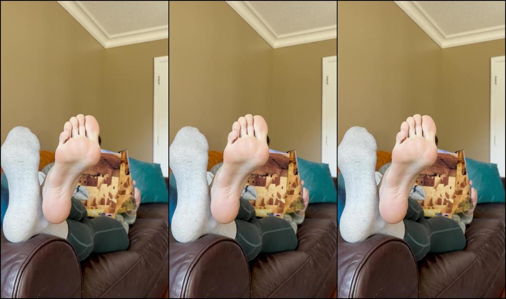 Goddesstalltasha 2739804523 01 10 2023 Relaxing Reading In The Am With My Feet Placed Right Where You Can See Them