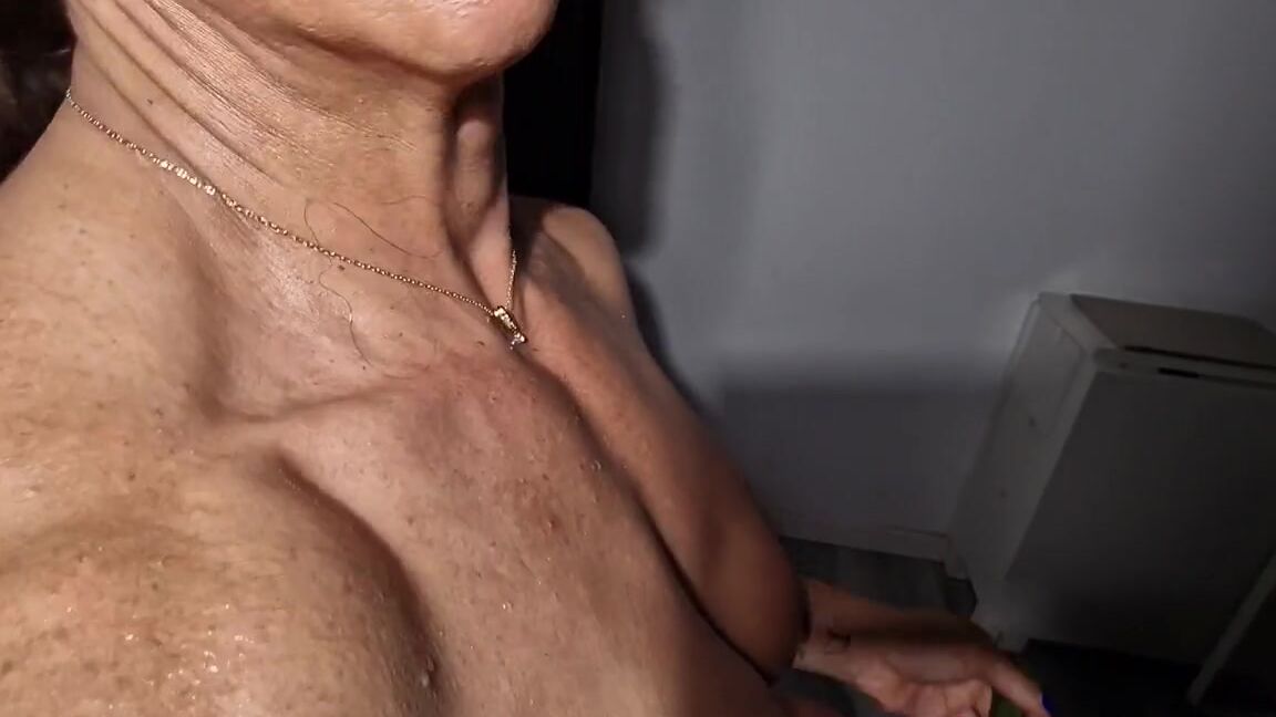 Alejandra Chacon Aka Alejandrachacon 10 17 2024 Onlyfans Video Giving More