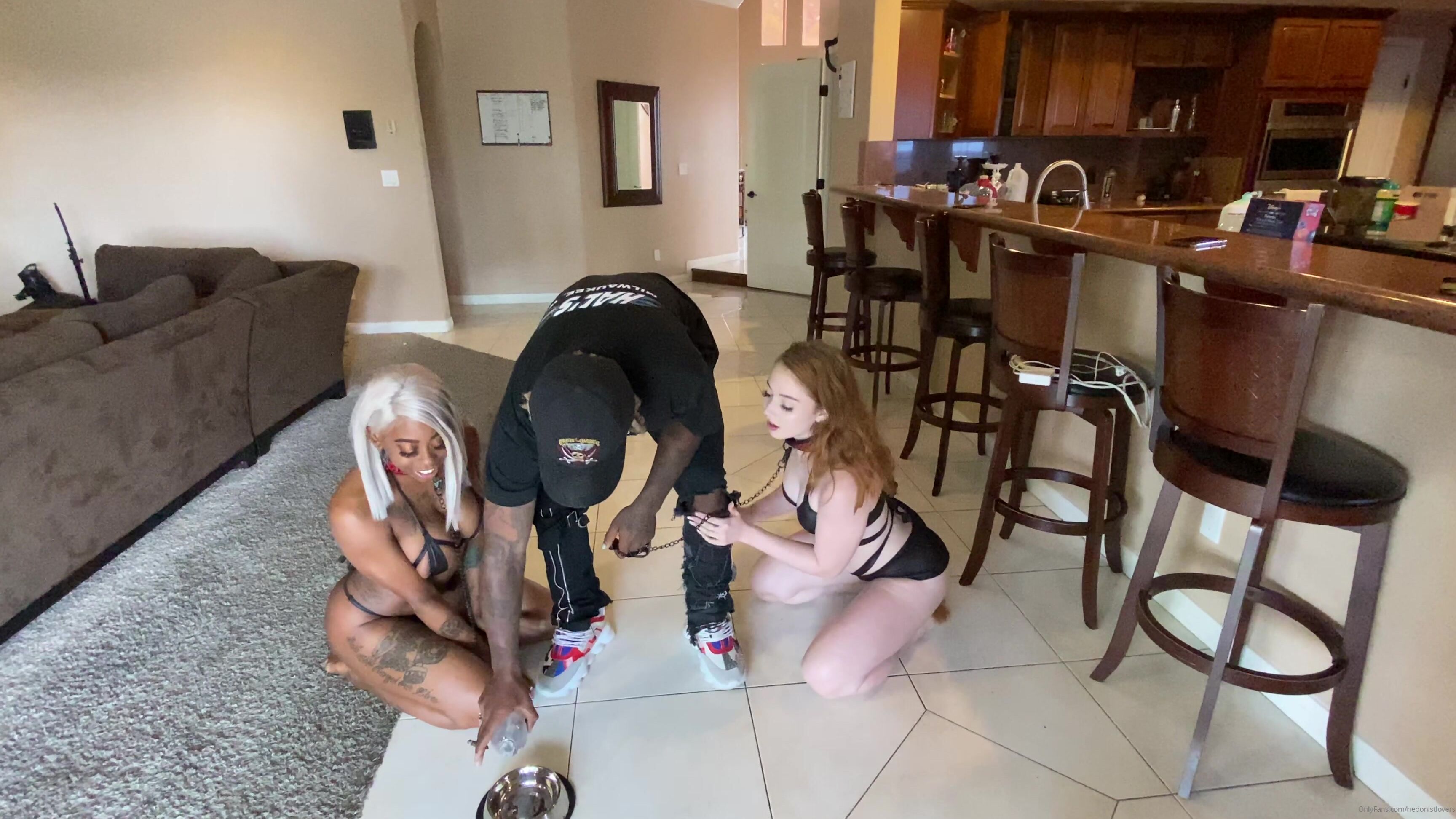 Hedonistlovers Good Girls Go For A Walk