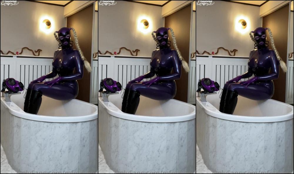 Mfetilicious Behind The Scenes Video Of The Shooting With Genz Wearing My New Gas Mask By Acetone Nig