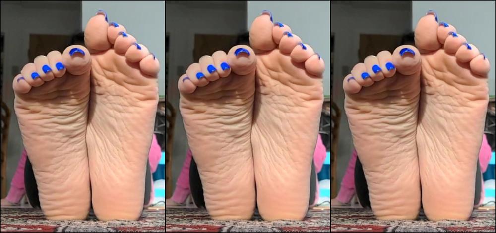 Beauxfeet Moisturize My Wrinkles With Your Tongue