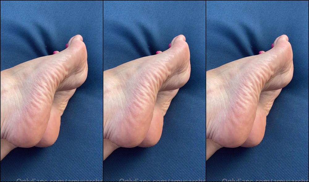 Amysarches It S Finally Warming Up Down Here Again So I Made You This Hot Min Clip Of My Pink