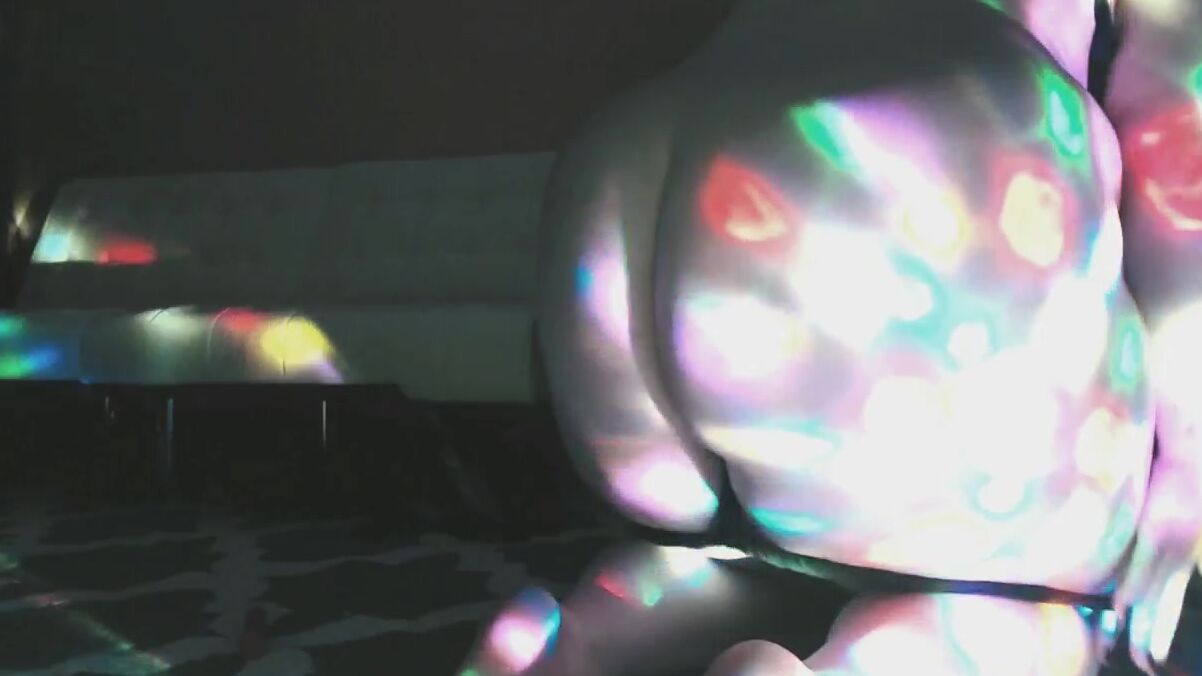 Kyra Effing Kane Colorful Masturbation