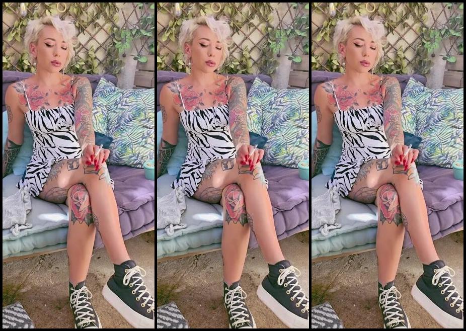 Queen Kinkerbell Nicknamed Kinkerbell23 Onlyfans Chainsmoking My Way Through Yet Another Packet Almost Time For A New Carton Which Always Excites