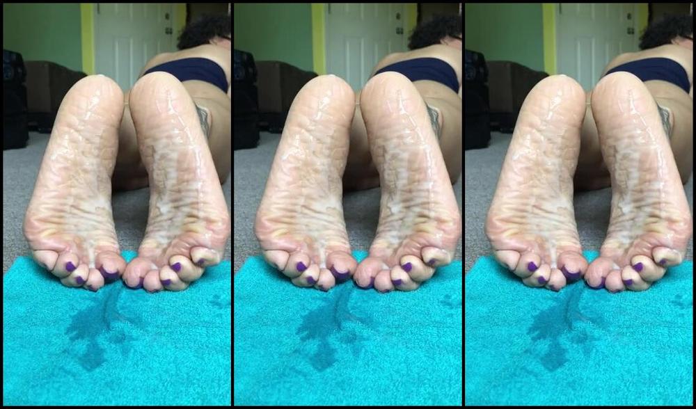 Deedeericanfeet Onlyfans Lots And Lots Of Jizz And Some Booty Shakin Heheheh