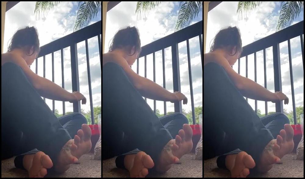 Capri Nicknamed Capritoes Onlyfans Are You Just Going To Stare At My Feet 7S8