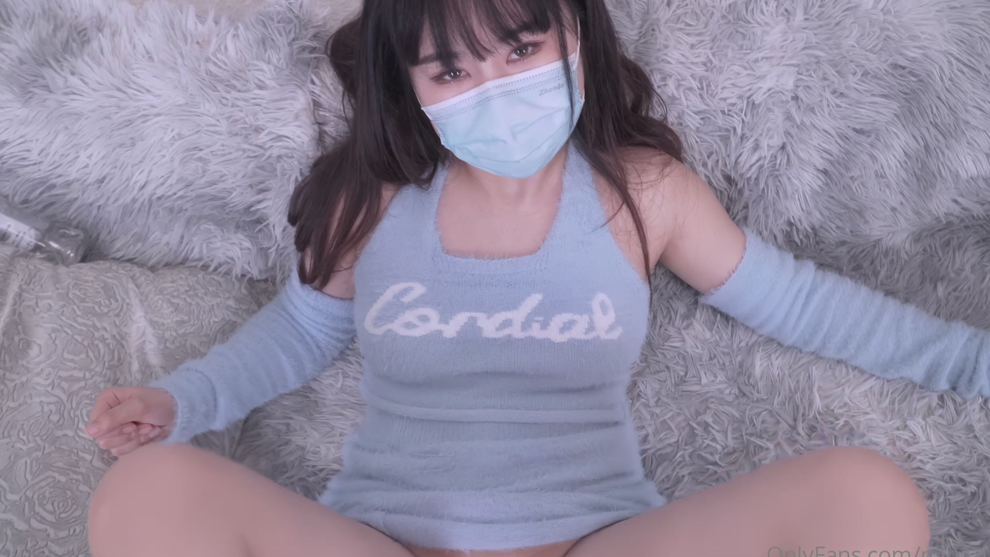 Cumshoot, Footjob Nana - Realtor's Sexy Lingerie SiteRip