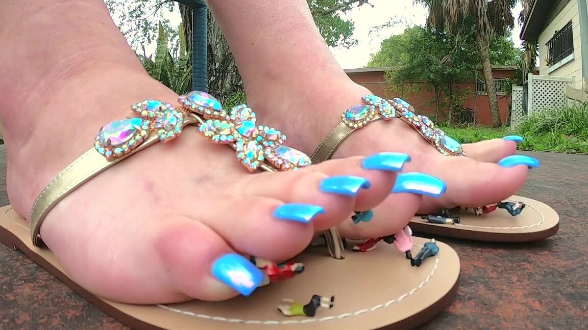Goddessmiia Onlyfans My Feet Are So Massive And You Are So Tiny