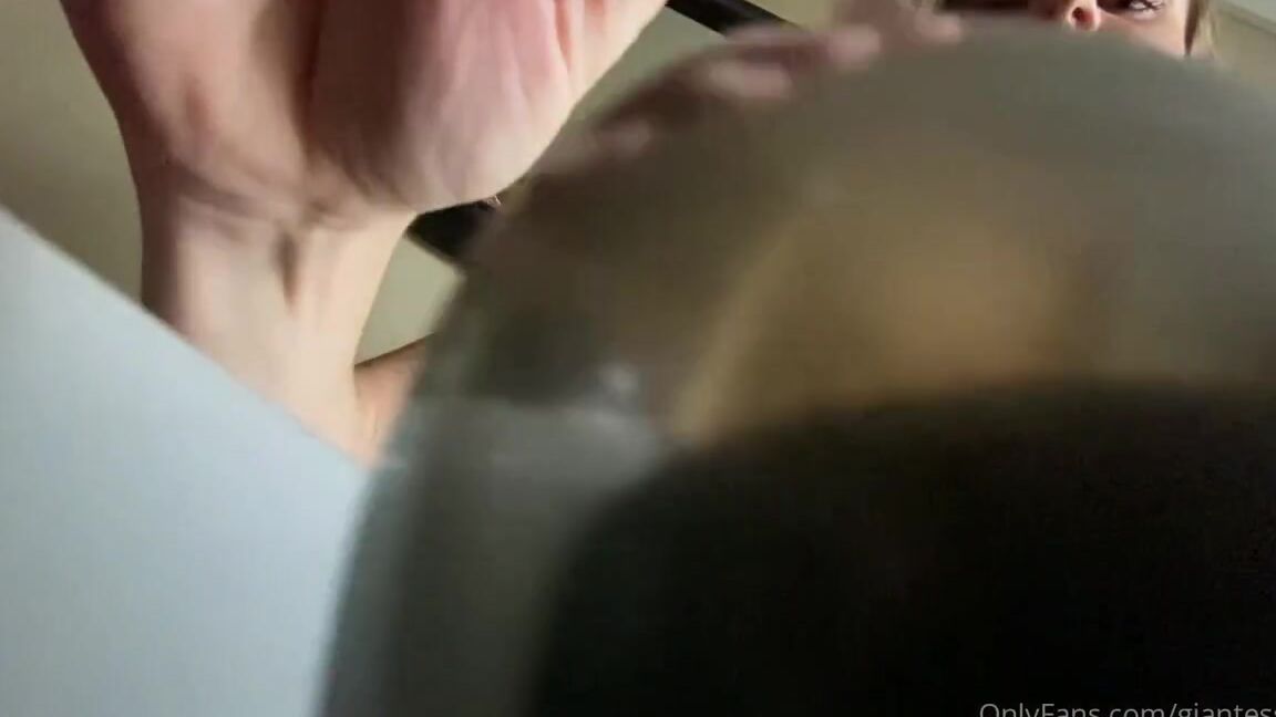 Giantess Tara Nicknamed Giantesstara 03 22 2021 Onlyfans Video Trailer For New Movie 722 Min The Majority Of It Vore Related