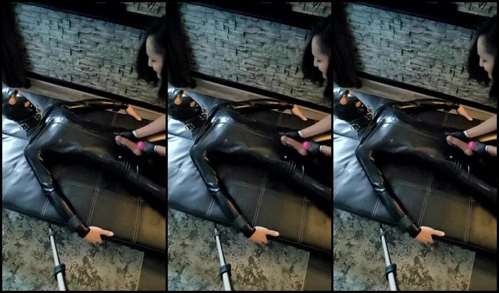 Miss Jo Mistress Nicknamed Missjomistress 12 19 2023 Onlyfans Video Tie And Tease With The Wand And Mistresss Magical Touch