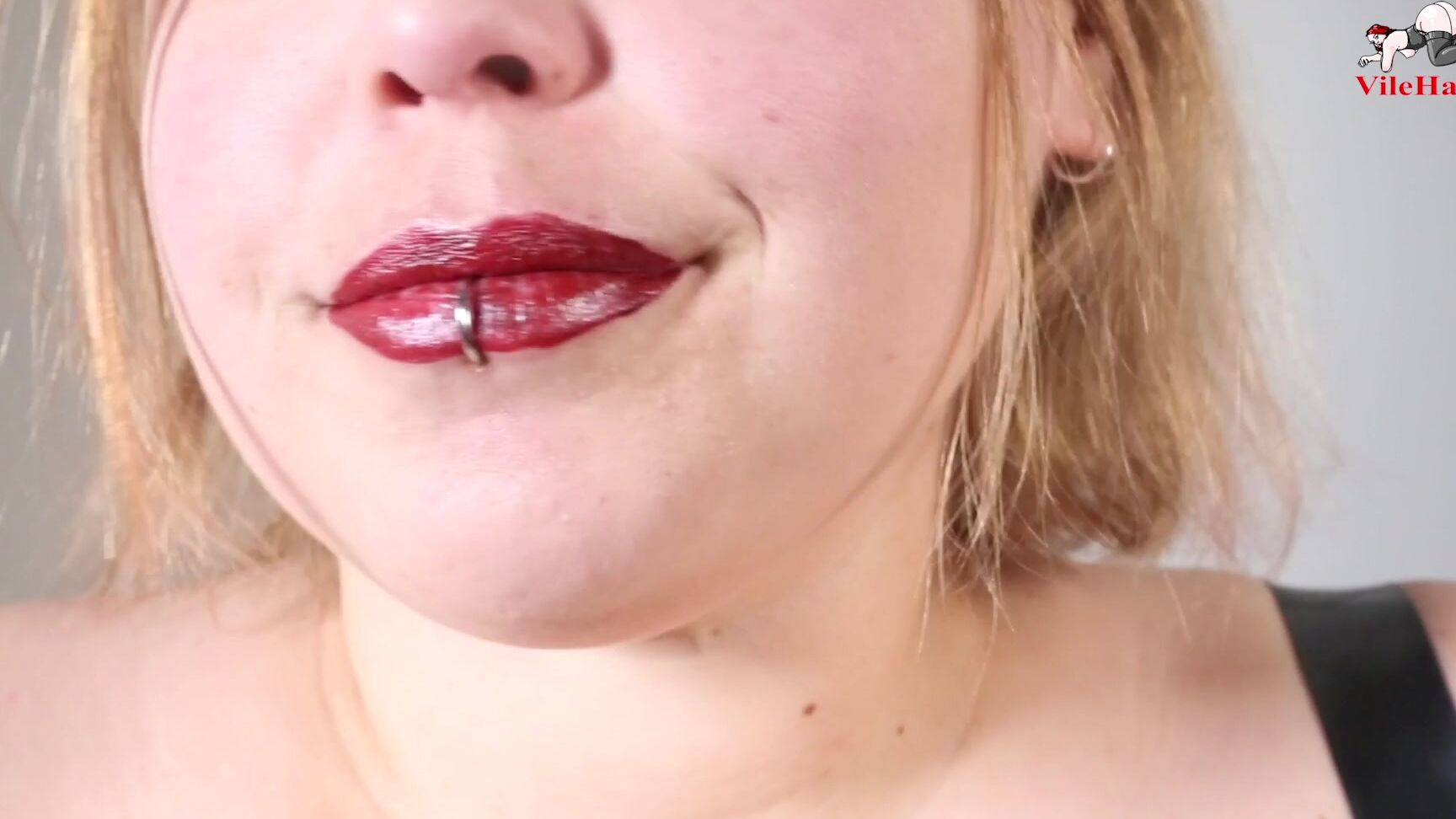 Sophiasylvan My New Lip Piercing