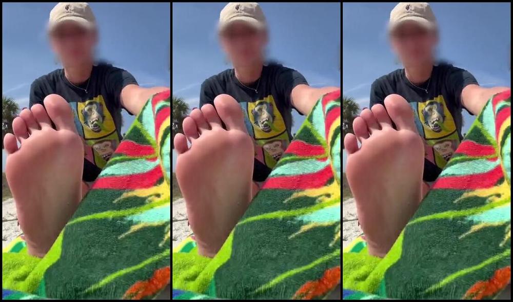 Greek Goddess Li Aka Greekli77 04 27 2024 Onlyfans Video Gotta Make Sure I Get All The Sand Off Before I Get In The Car