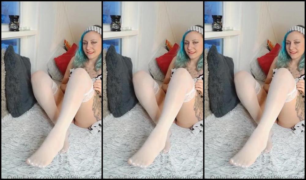 Freakyfjondaxxx Onlyfans Nylon Sock Removal And Feet In The Pose Videos Hihi I Love This Time And Style So Much 1