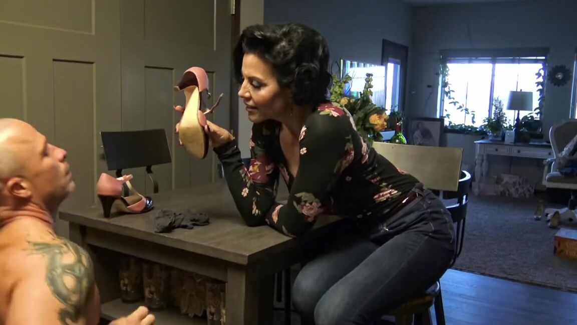 Goddess Zephy Humiliating My Foot Slave 1P