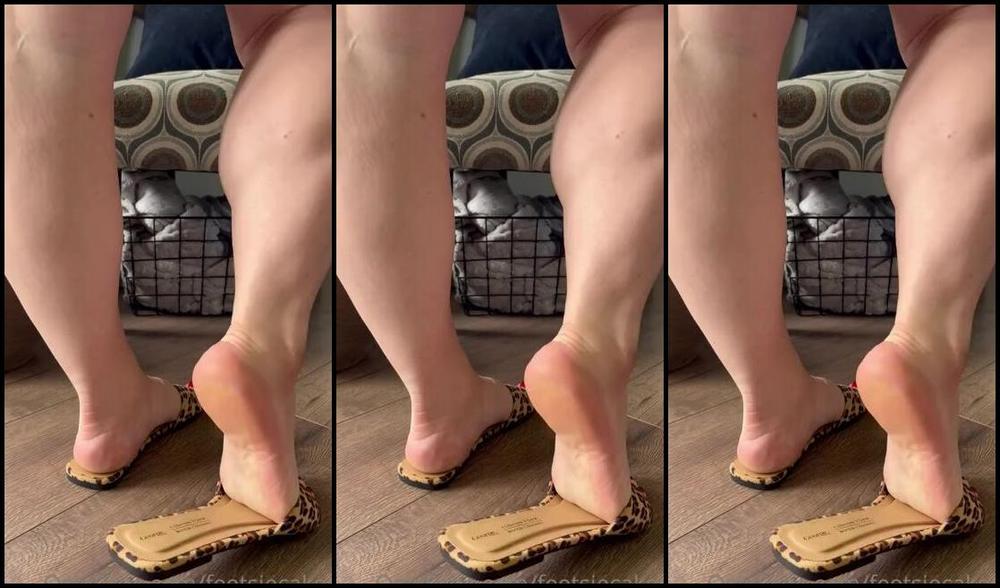 Caroline Aka Feetsiecakes Onlyfans I Love These Little Sandals Forever A Leopard Print Lover Ub