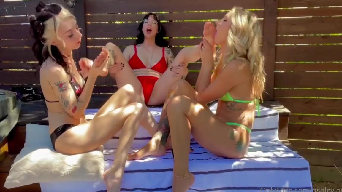 Ashleylottsxo Onlyfans Im Going To Be Dreaming About This For Weeks I Love Worshipping My Friends Feet Mathema Kitten Qhp
