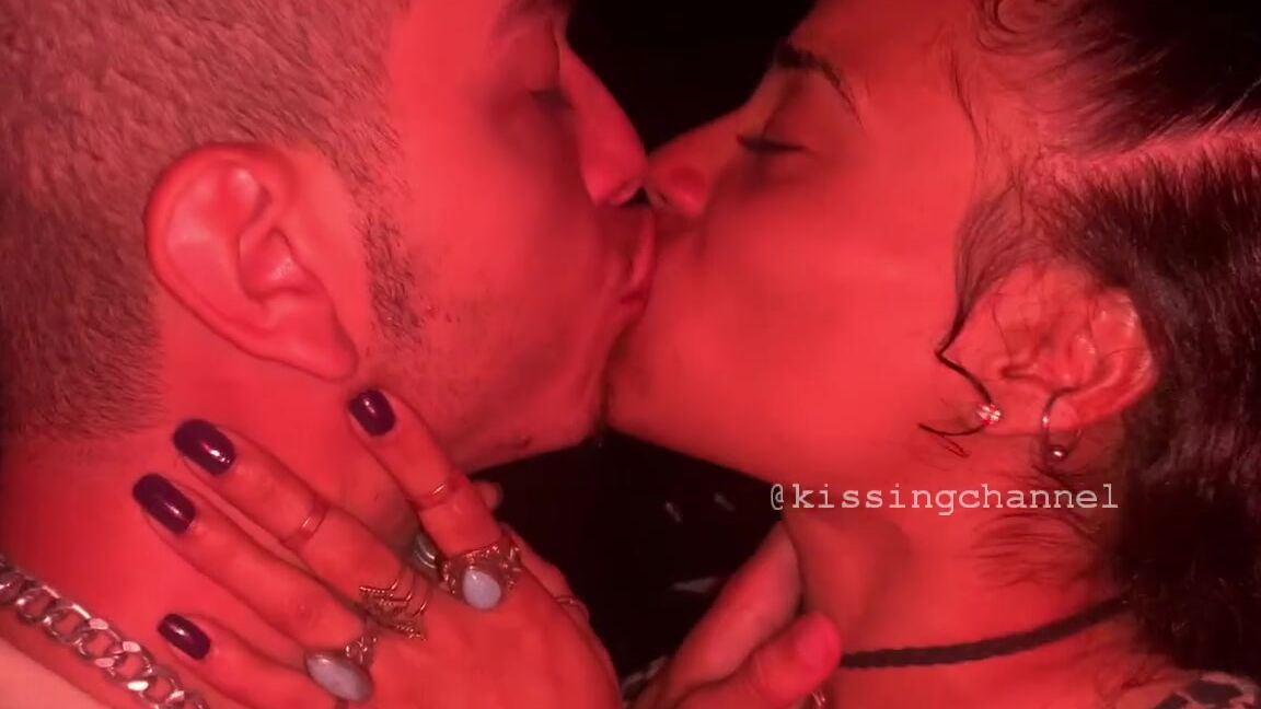 Kissingchannel Nicknamed Kissingchannel 07 13 2021 Onlyfans Video Milestone And Pheeway