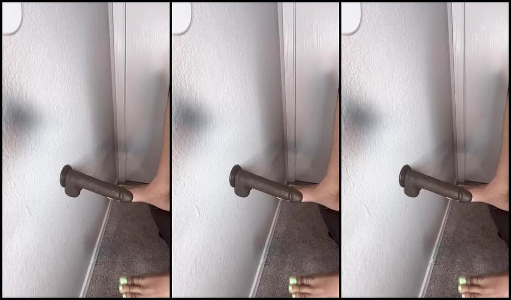 Zafeetllc Onlyfans Close And Personal Fj On A Dildo Action 2