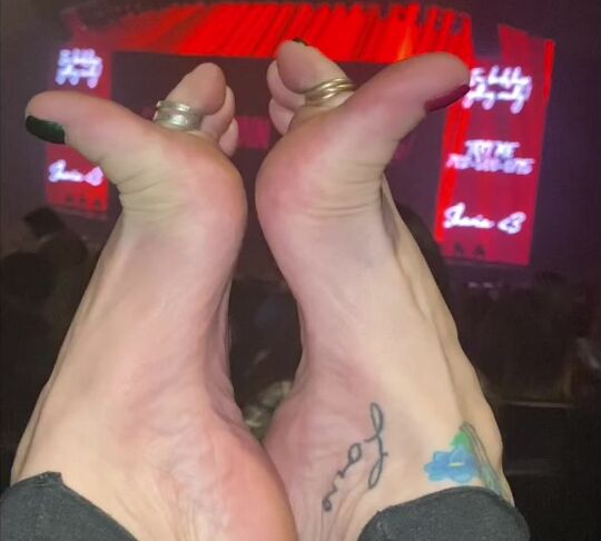 Monkey Solez Vegas Medley