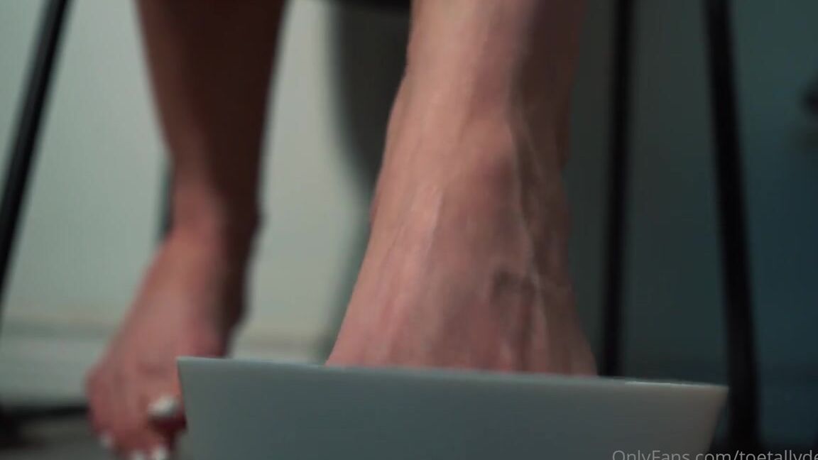 Toetallydevine Onlyfans A Bowl Full Of Tiniesp