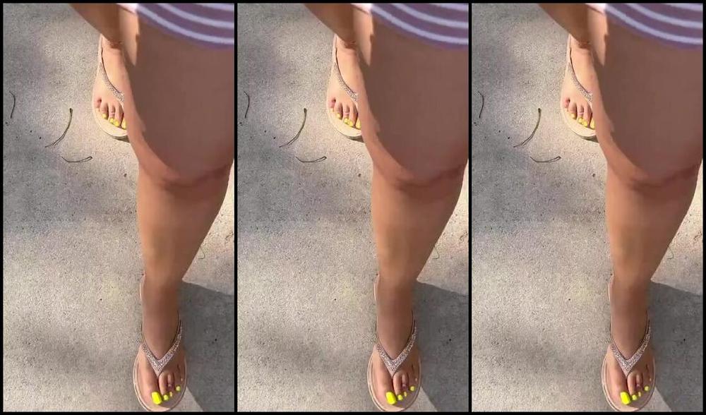 Latinasolez Nicknamed Latinasolez Foot Fetish 03 14 2023 Onlyfans Video Walk With Me To Your Happy Place In The Back Seat Of My Ride Unedited