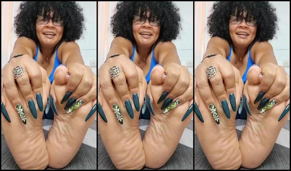 Meryann Aka Solesqueenrd Onlyfans Do You Like Blue