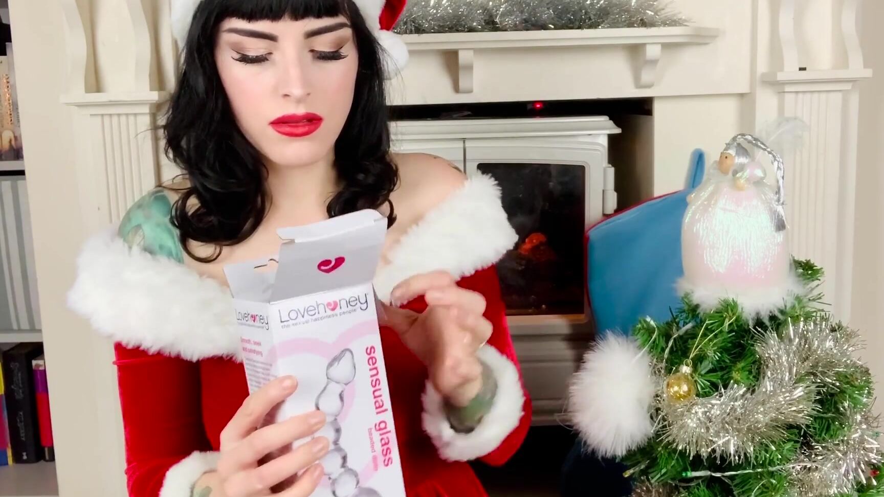 Christmas, Dildos, SFW, Toys, Unboxing sexy-santa-mini-toy-unboxing ManyVids