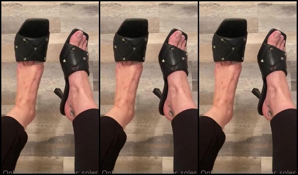 Summer Solesis Nicknamed Summer Solesis Onlyfans Cute Shoe Play