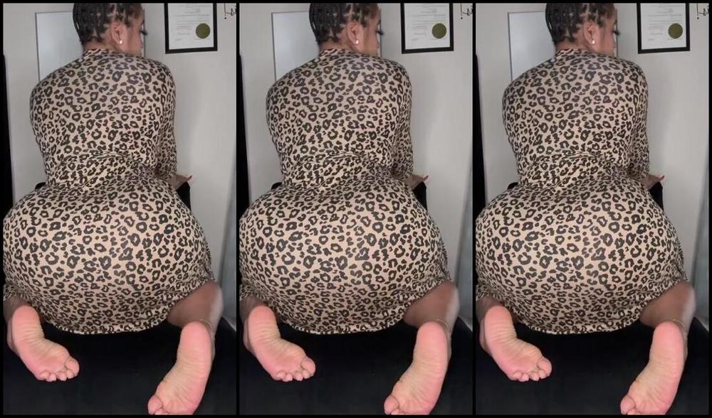 Iwantnique Onlyfans There S A Lot Going On In This Video Can You Handle