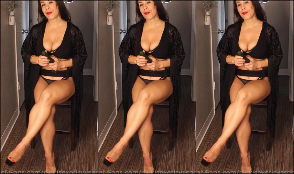 Marisexoticwishes 2730957618 01 01 2023 Happy New Year Everyone It S My Photographer S Birthday Today And He Has Been Trying To Get