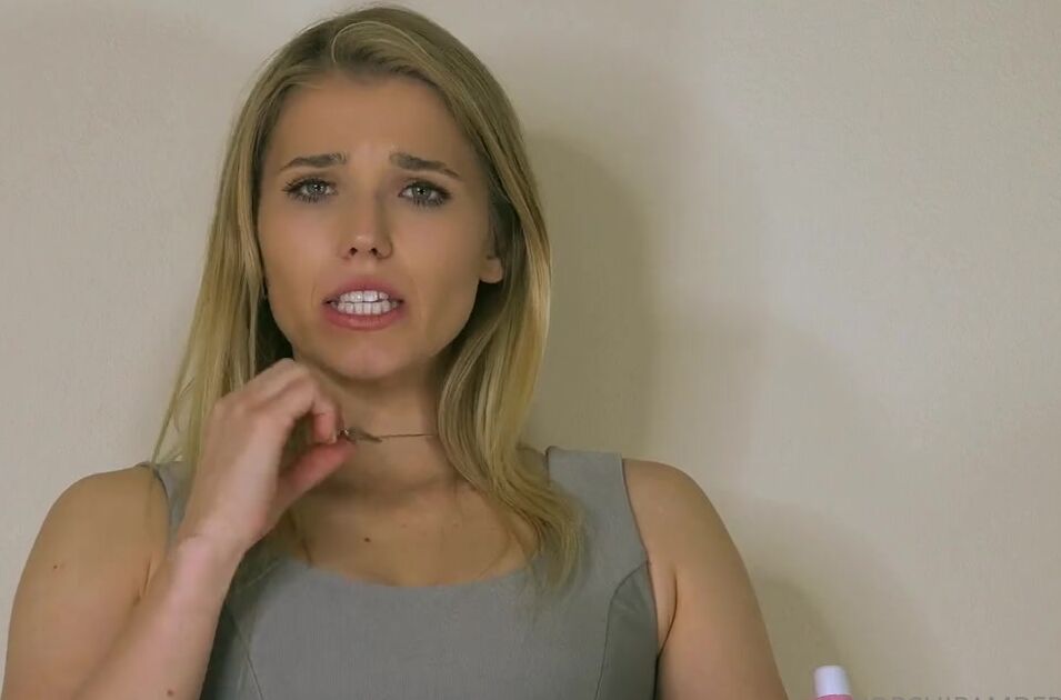 Princess Amber Aka Worshipamber Onlyfans The Ultimate Power In One Key How Many Of You Betas Will Be Staying Home Jerking Off Into The New