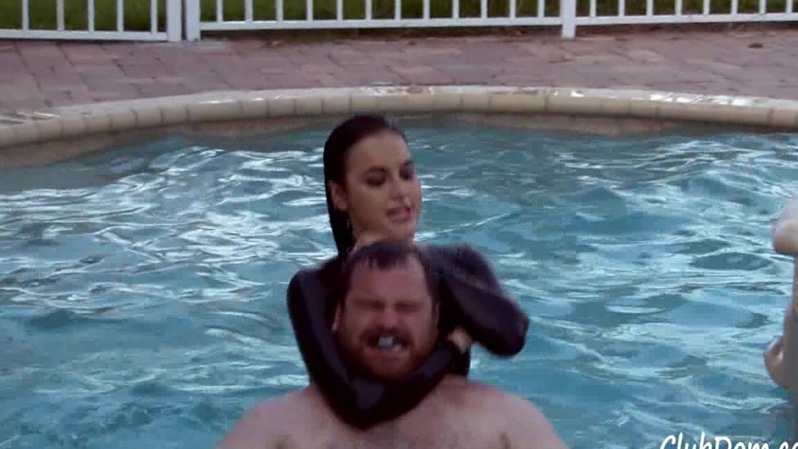 Clubdom 06 17 12 Poolbeatdown