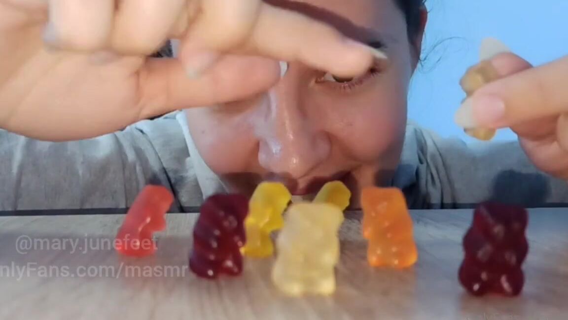 Masmr Onlyfans 14October Vore Fetish Video Let Me Eat You And Your Friends Yall Seem To Be Tasty