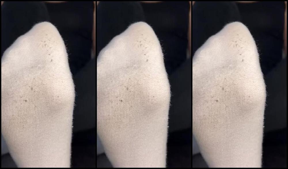 Sarina Jones Nicknamed Sarinajones 01 06 2025 Onlyfans Video Do You Deserve This Middle Finger Im Sure You Were A Bad Boy