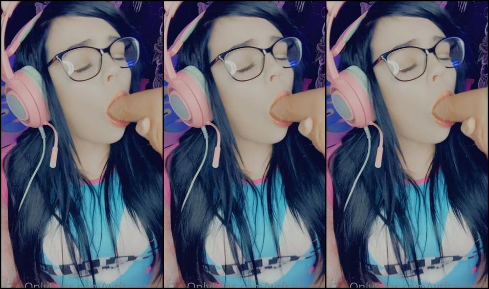 Wtftaylastfu 2027218050 02 08 2021 Finish Him