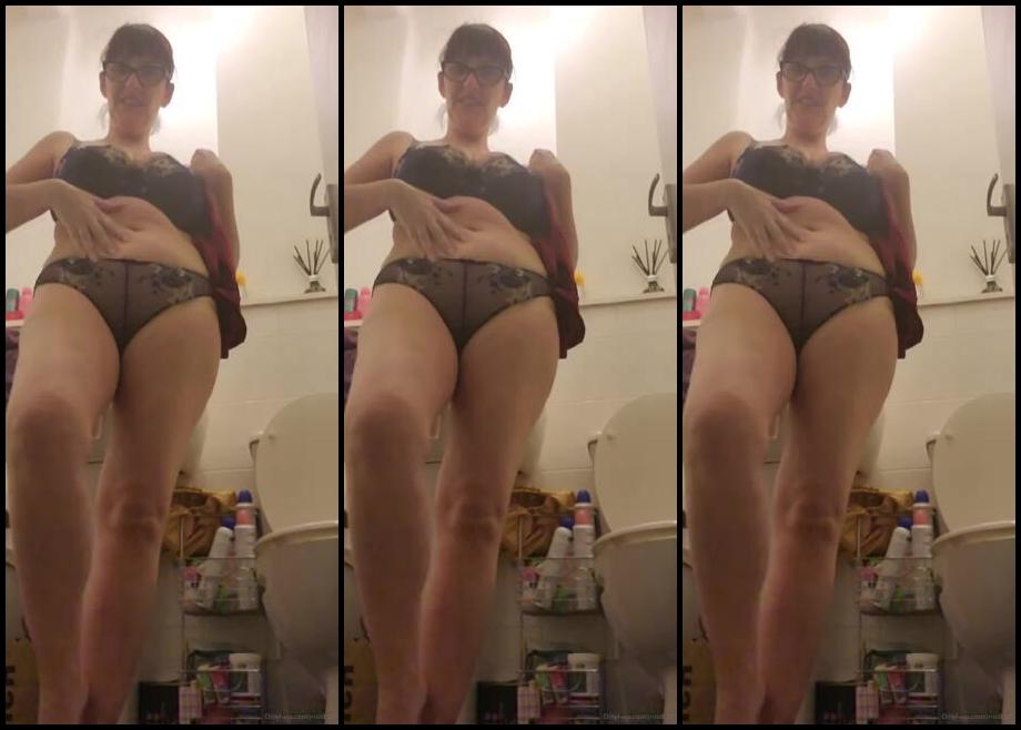 Miss B Nicknamed Missb52S Onlyfans 01 10 2023 You Will Worship My Feet Arse And Pussy With My Nylons On Your Head