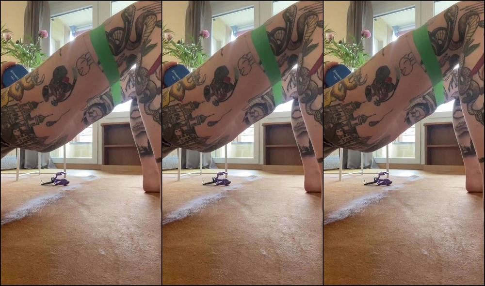 Mrs Nice Little Workout Video And I Really Think It Starts To Pay Off What Are You Thinking