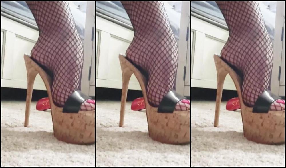 Kate Dangle Nicknamed Katedangle 05 18 2024 Onlyfans Video Your View From The Floor As I Wear Thigh High Fishnets And Seven Inch Mules Do