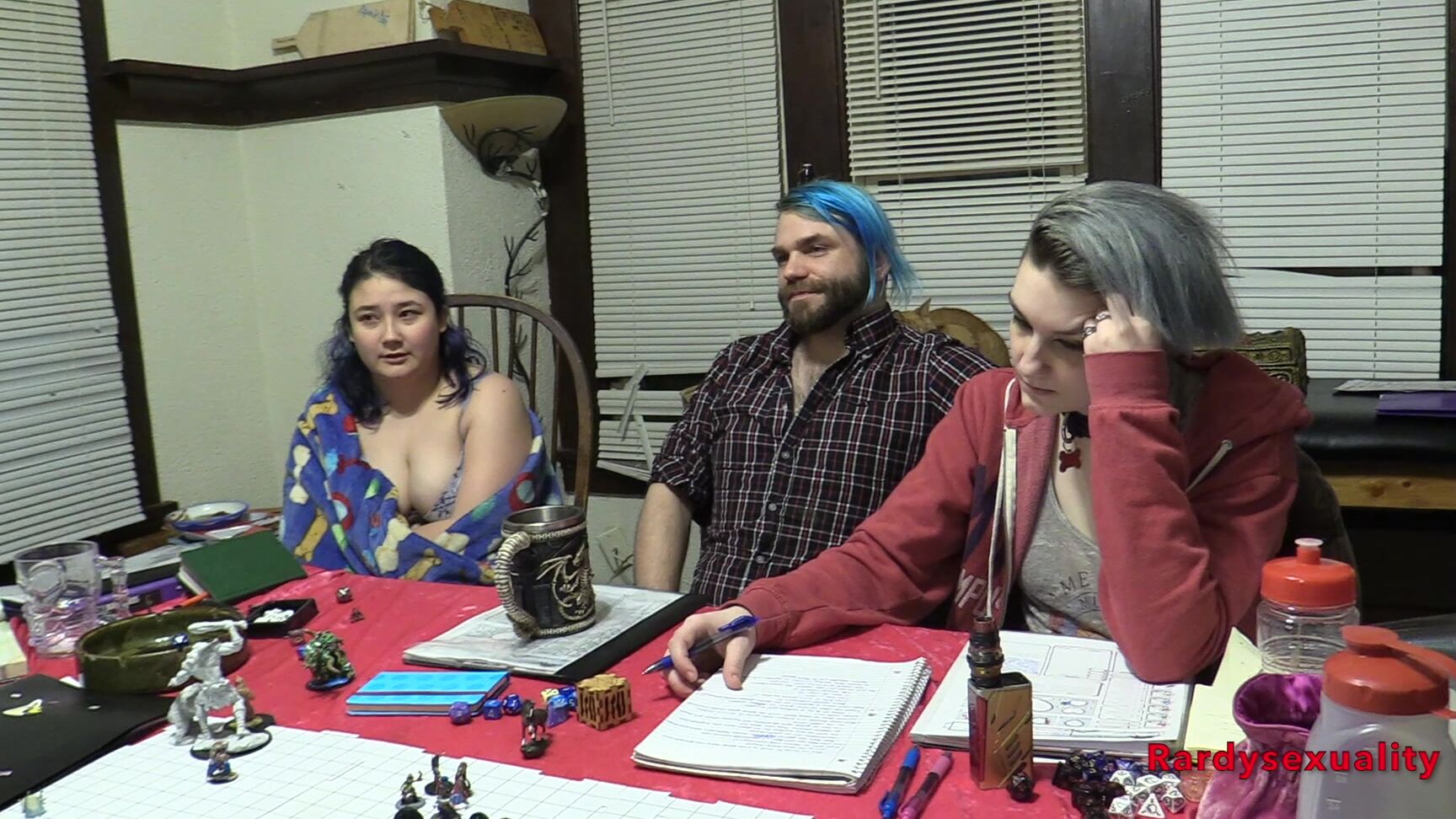 "Rardysexuality" 18 & 19 yrs old, games, geek, role play, sexy gamer sunday dnd game 21 9 Manyvids