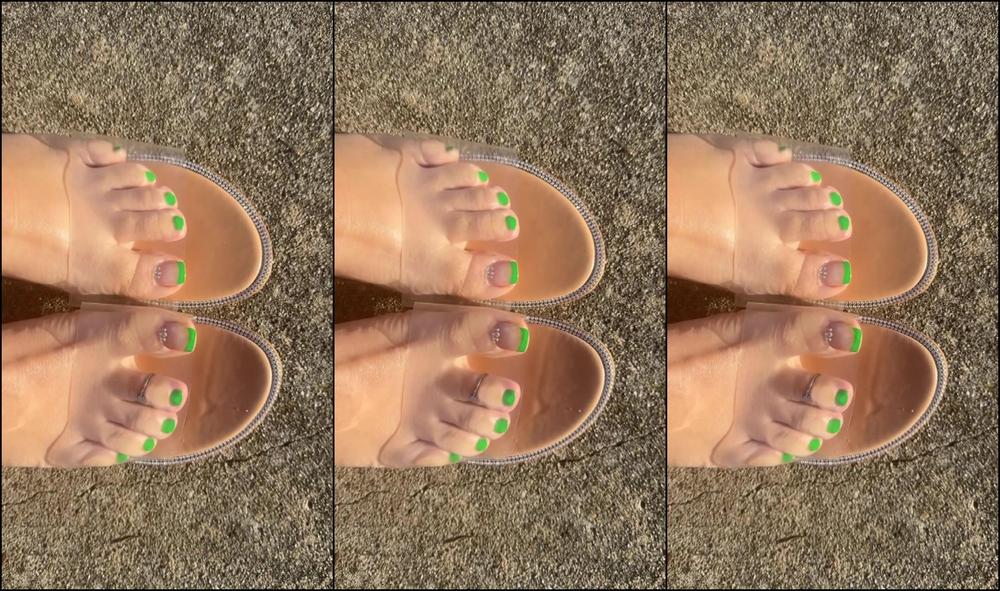 Prettyyheelz 3230297884 03 07 2024 Clear Slides And Green Toes