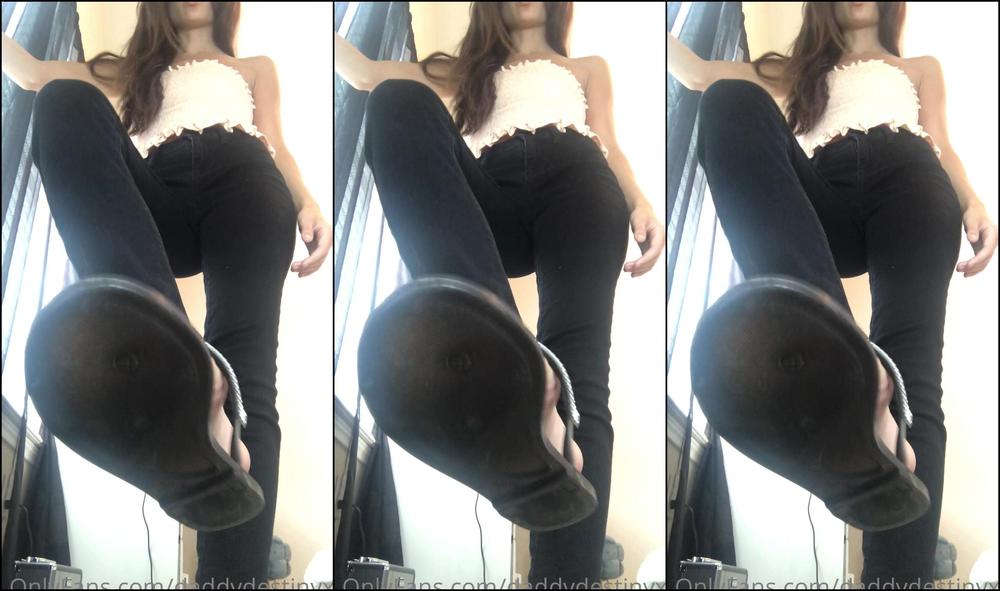 Daddysdestinyxo Giantess Humiliation Video To Start Off Your Week Happy Monday