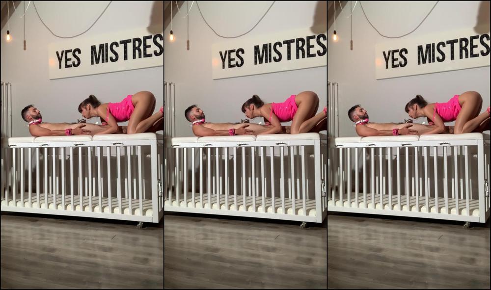 Rileyreidx Femdom Jerkofftease Facesitting Sissyboy Latex Jaywestxxx