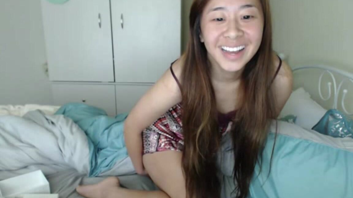 Asian, Hitachi, Live Cams, Nudity/Naked, Vibrator growing a pink tail ManyVids