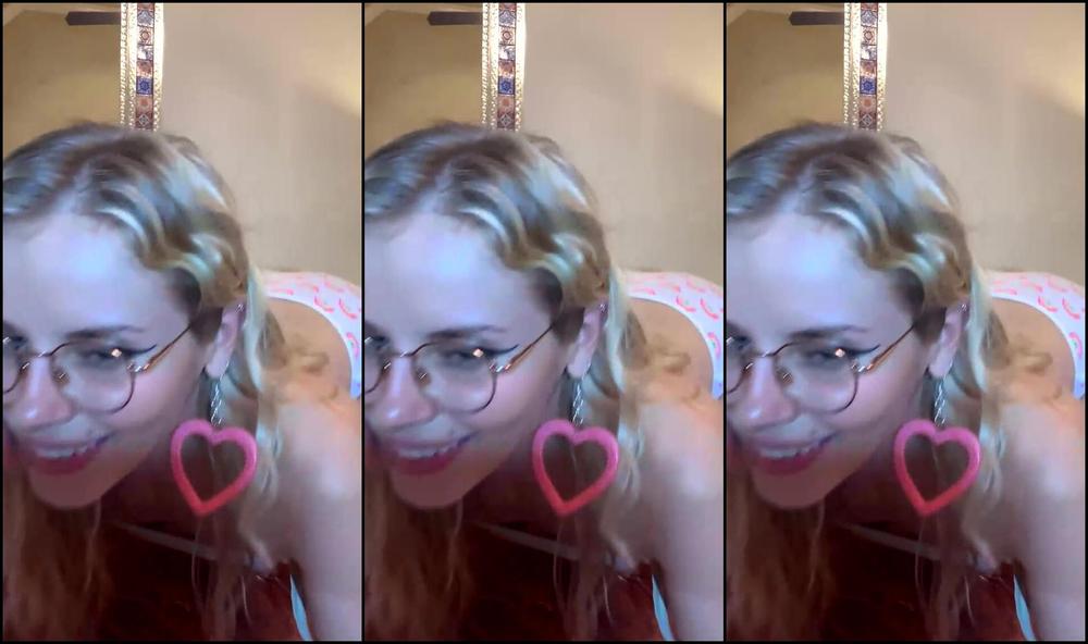 Bobbiesmodernlife Quick Glitchy Live Stream Lol Wish It Was Working Properly I Would Have Stayed On With