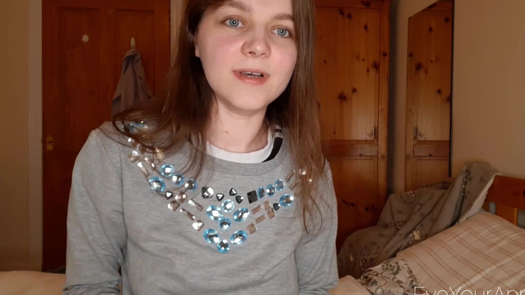 "EveYourApple" teens (18+), sweater fetish, taboo, sfw, confession, story telling Confession Shark Week Makes Me Horny manyvids